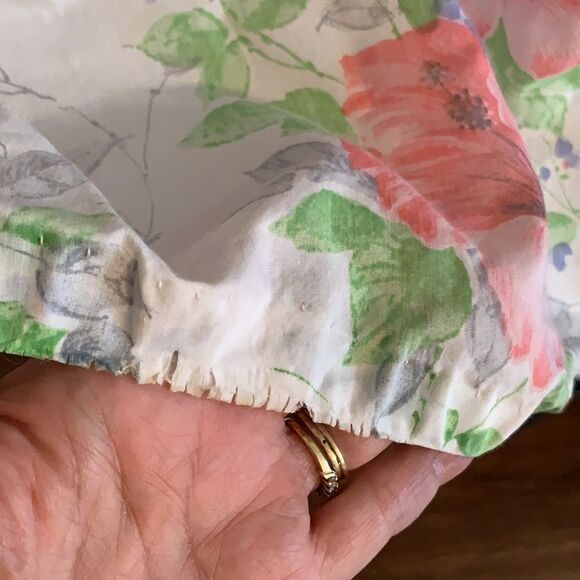 Vtg floral cotton/poly house dress or robe - Picture 7 of 9